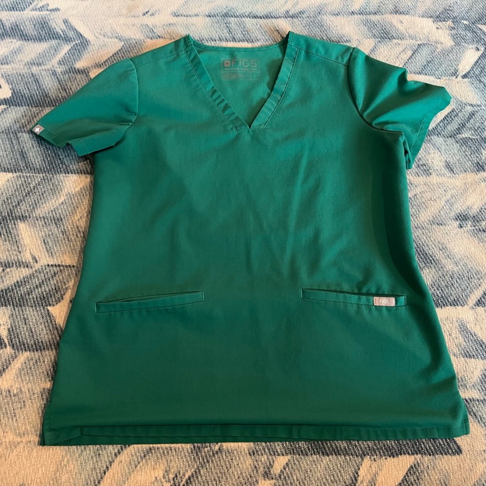 FIGS Hunter Green Casma Scrub Top